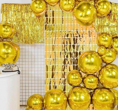 Picture for category Hanging decorations for the ball